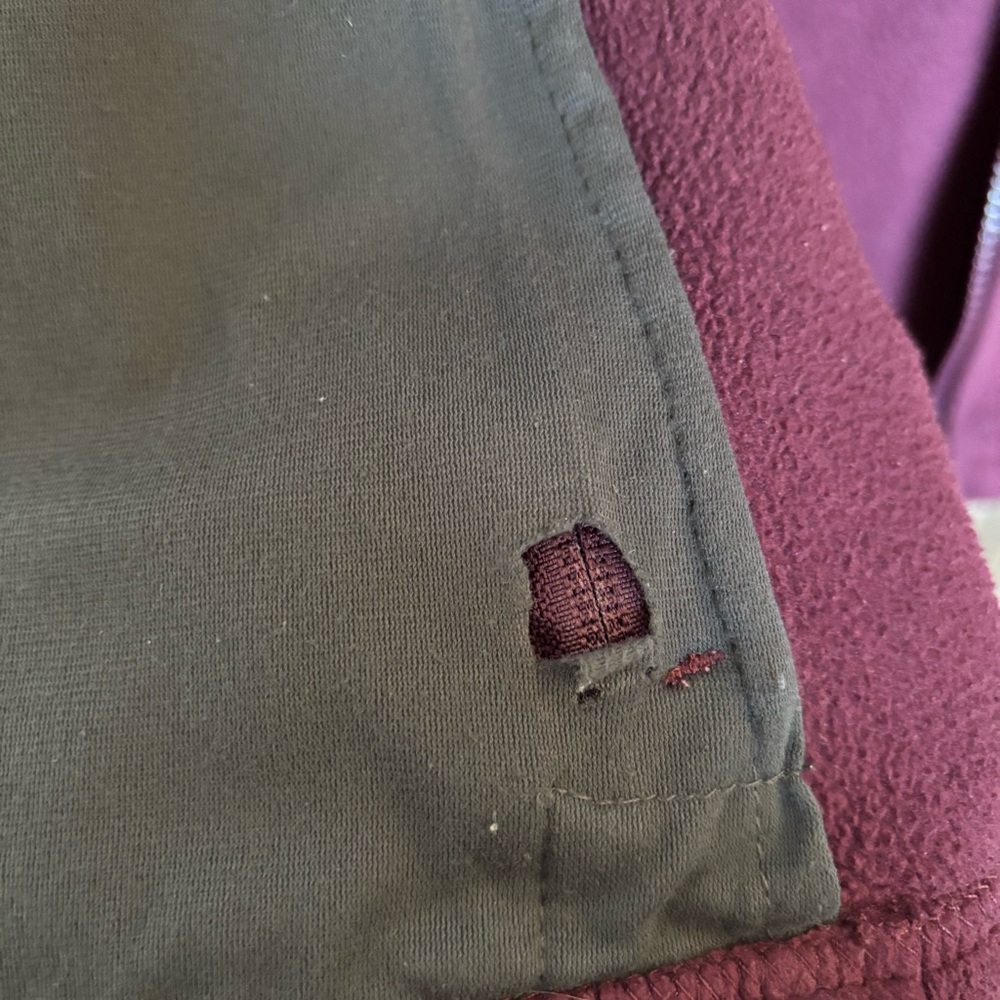 The North Face Fleece Jacket - Picture 11 of 12